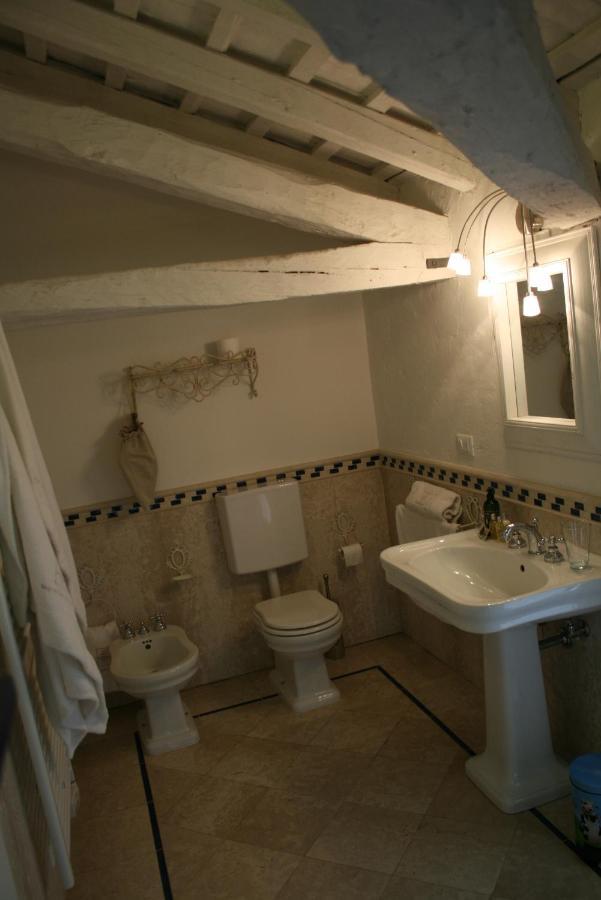 Borgo Dei Conti Della Torre Guest House Morsano al Tagliamento Eksteriør bilde